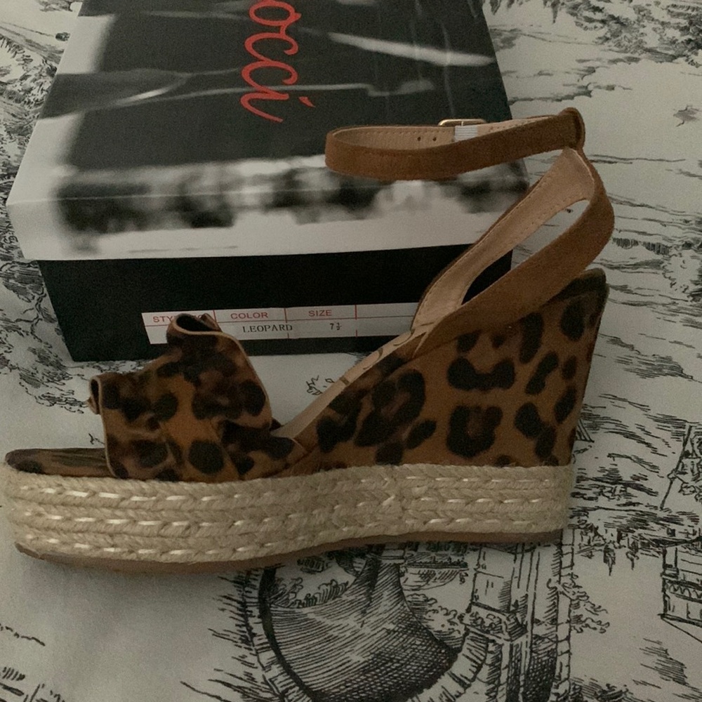 Leopard print wedges